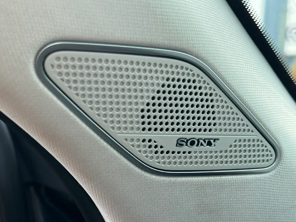 2021 ChangAn UNI-K 2.0T 233HP L4 8AT,autocango,china used car exporter,china ev exporter,chinese used car exporter,chinese used ev exporter