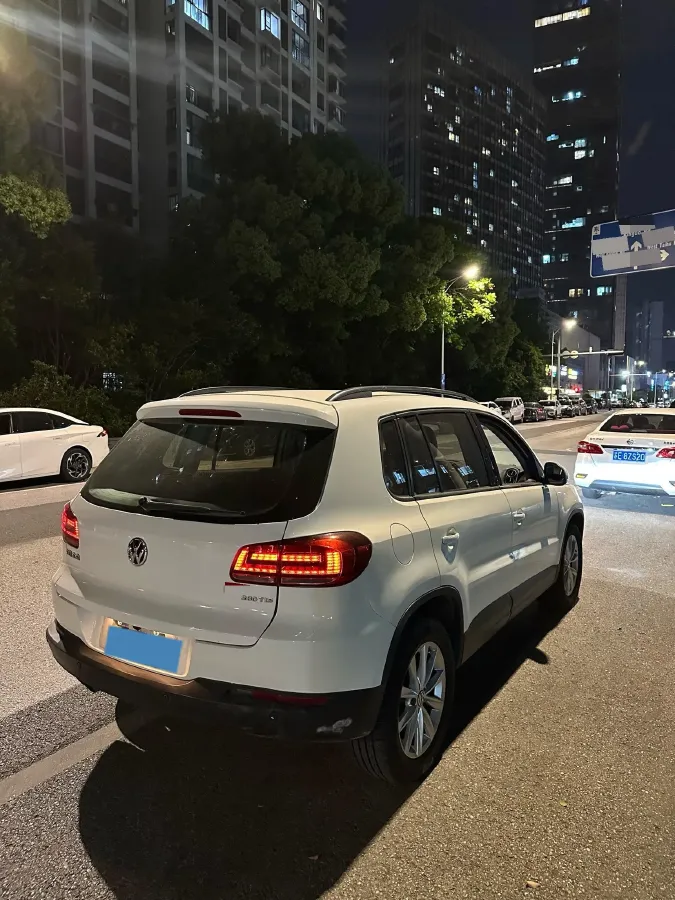 2016 Volkswagen Touran 1.4T 150HP L4 7DCT,autocango,china used car exporter,china ev exporter,chinese used car exporter,chinese used ev exporter