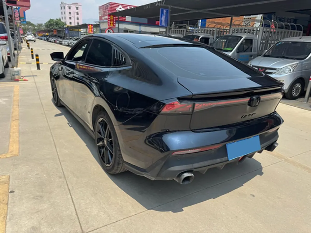 2022 ChangAn UNI-V 1.5T 188HP L4 7DCT,autocango,china used car exporter,china ev exporter,chinese used car exporter,chinese used ev exporter