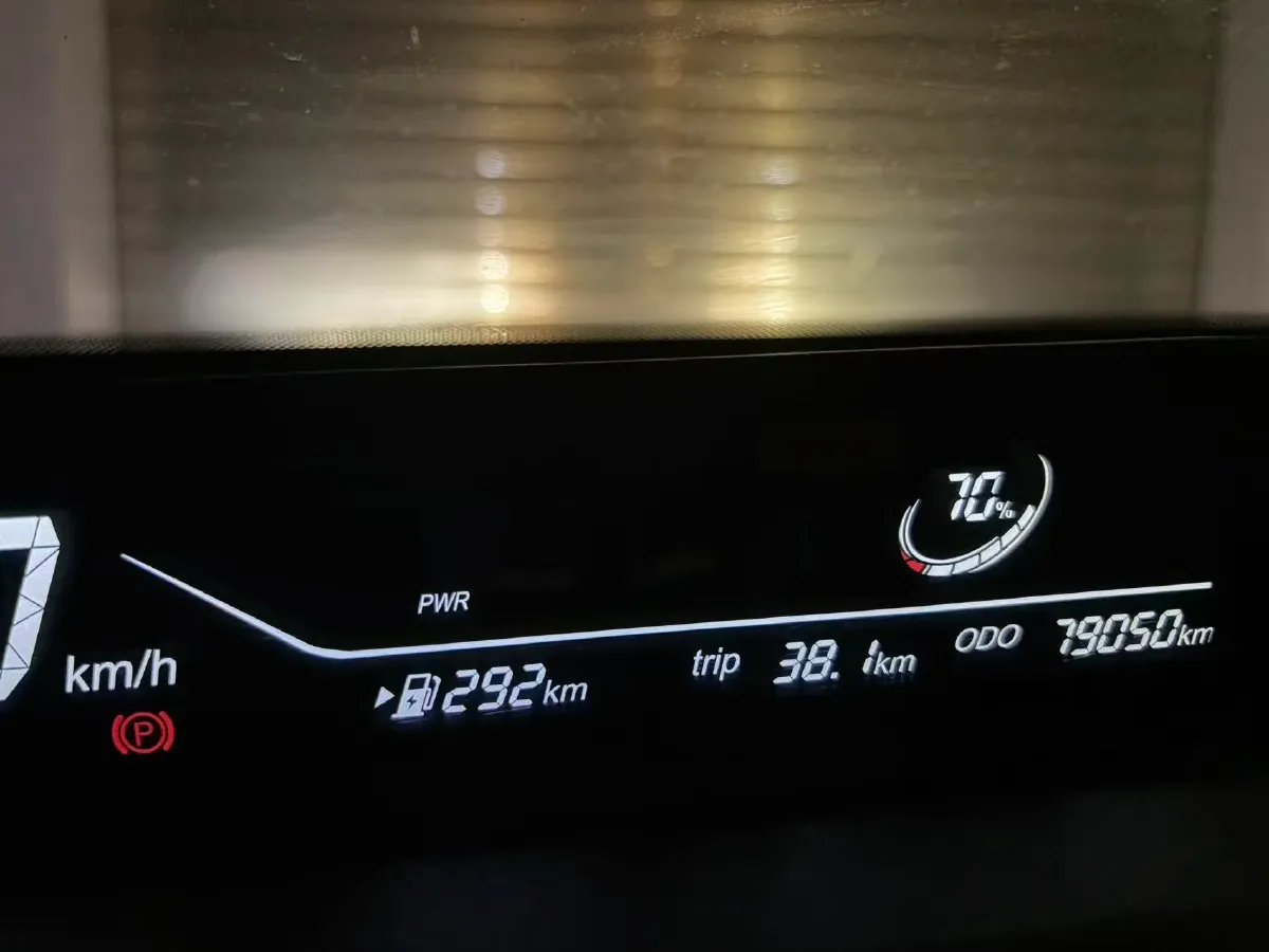 2022 MG 5 1.5L 120HP L4 CVT,autocango,china used car exporter,china ev exporter,chinese used car exporter,chinese used ev exporter