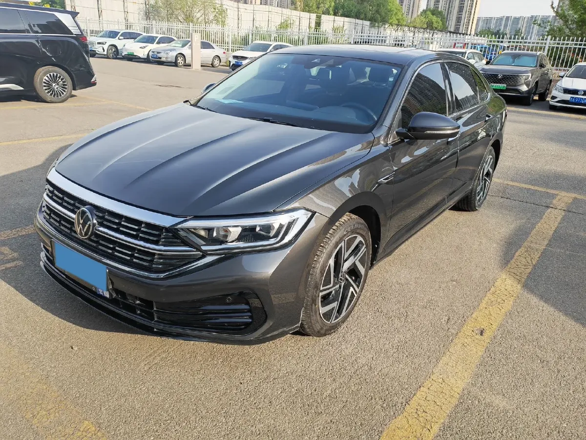 2023 Volkswagen Sagitar 1.5T 160HP L4 7DCT,autocango,china used car exporter,china ev exporter,chinese used car exporter,chinese used ev exporter