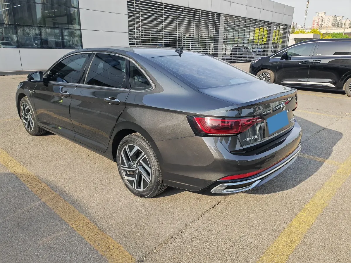 2023 Volkswagen Sagitar 1.5T 160HP L4 7DCT,autocango,china used car exporter,china ev exporter,chinese used car exporter,chinese used ev exporter