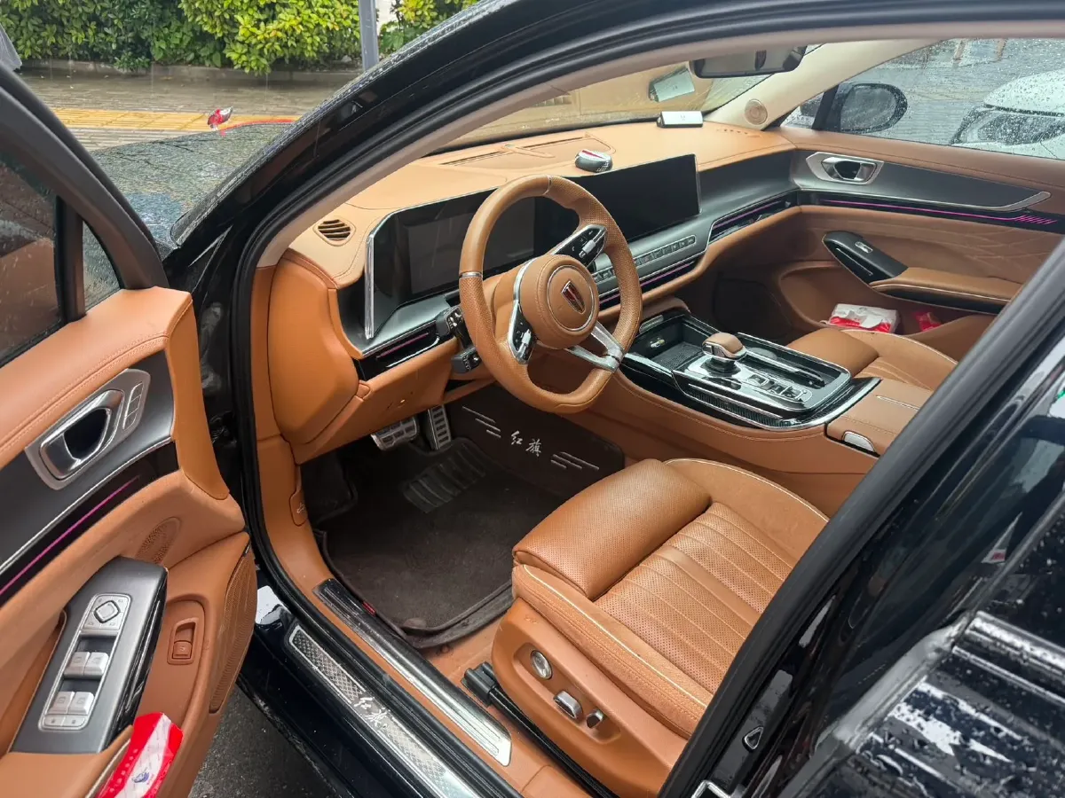 2024 HongQi H9 2.0T 252HP L4 7DCT,autocango,china used car exporter,china ev exporter,chinese used car exporter,chinese used ev exporter