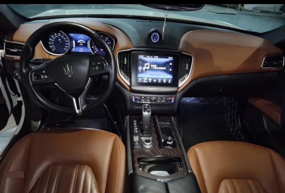 2019 Maserati Ghibli 3.0T 350HP V6 8AT,autocango,china used car exporter,china ev exporter,chinese used car exporter,chinese used ev exporter