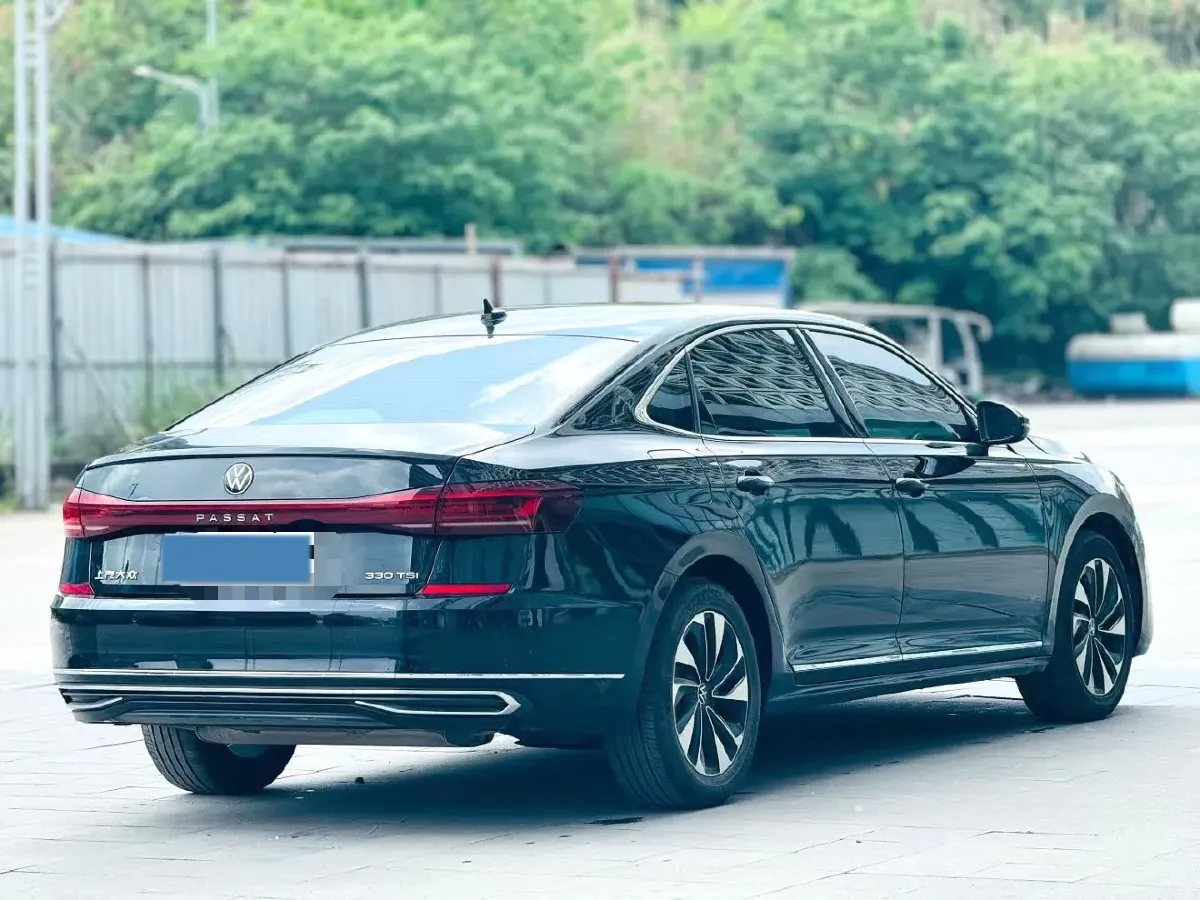 2023 Volkswagen Passat 2.0T 186HP L4 7DCT,autocango,china used car exporter,china ev exporter,chinese used car exporter,chinese used ev exporter