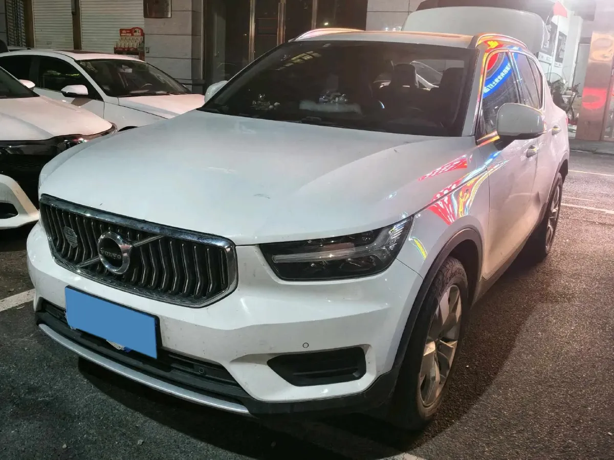 2020 Volvo XC40 1.5T 163HP L3 8AT,autocango,china used car exporter,china ev exporter,chinese used car exporter,chinese used ev exporter