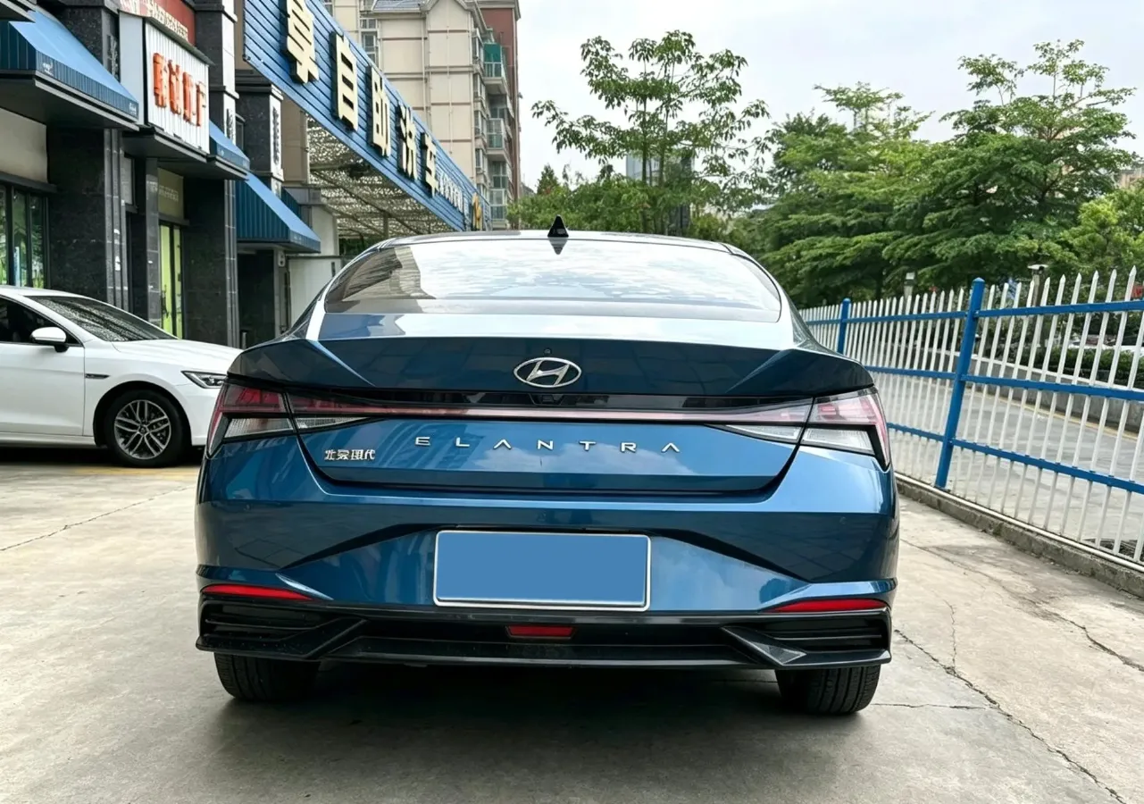 2021 Hyundai Elantra 1.5L 115HP L4 CVT,autocango,china used car exporter,china ev exporter,chinese used car exporter,chinese used ev exporter