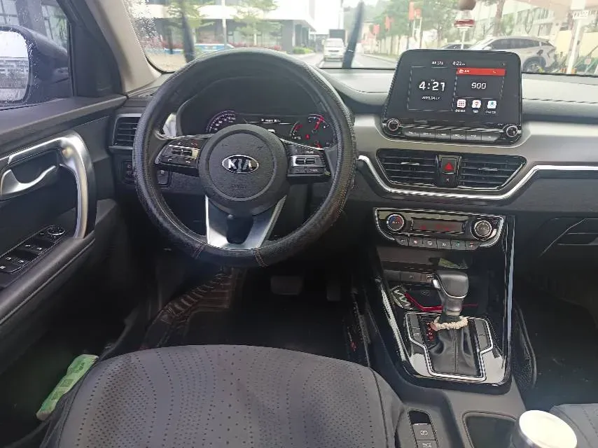 2018 Kia Sportage R 2.0L 160HP L4 6AT,autocango,china used car exporter,china ev exporter,chinese used car exporter,chinese used ev exporter