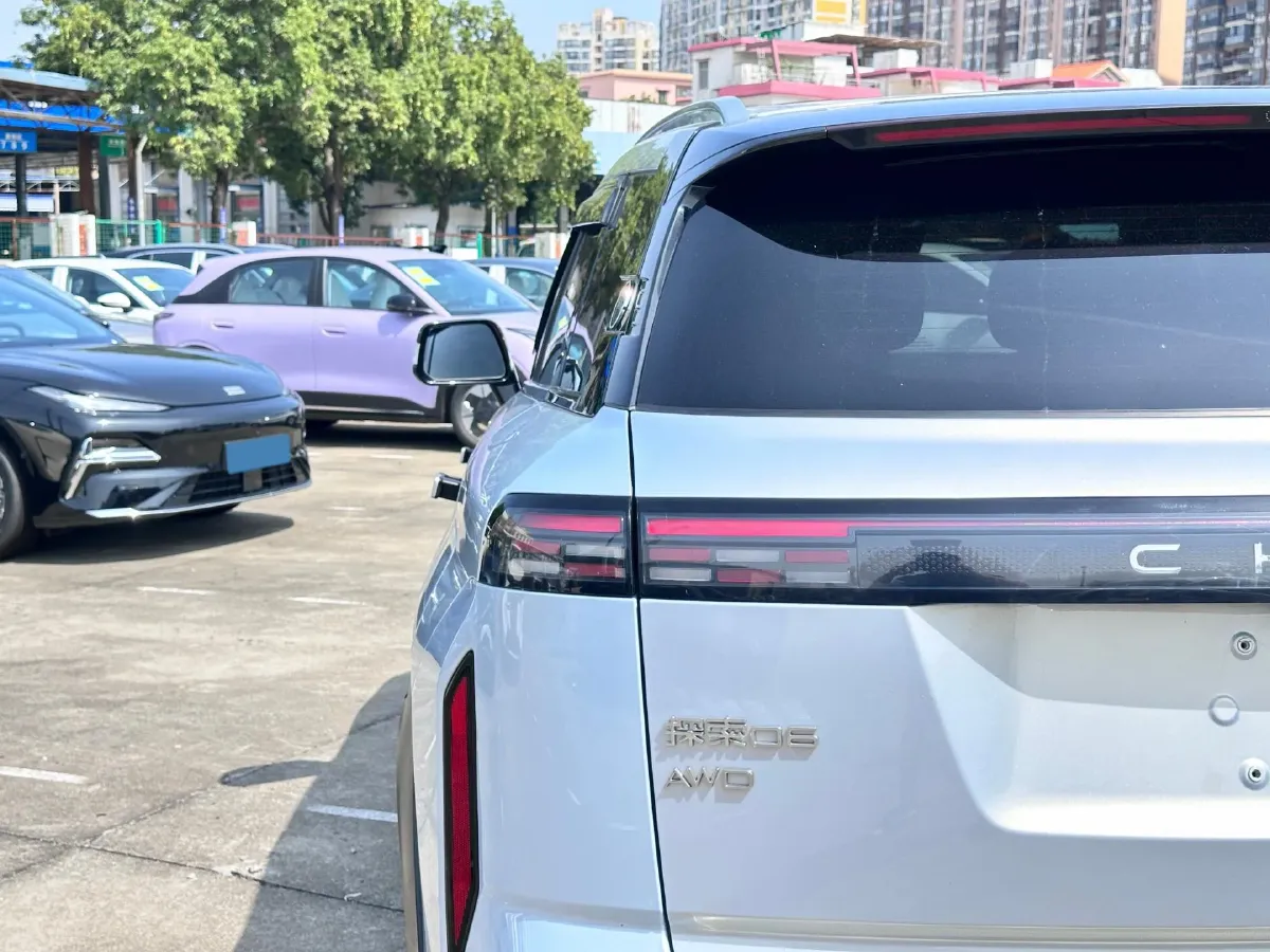 2023 Chery Exploration 06 1.6T 197HP L4 7DCT,autocango,china used car exporter,china ev exporter,chinese used car exporter,chinese used ev exporter