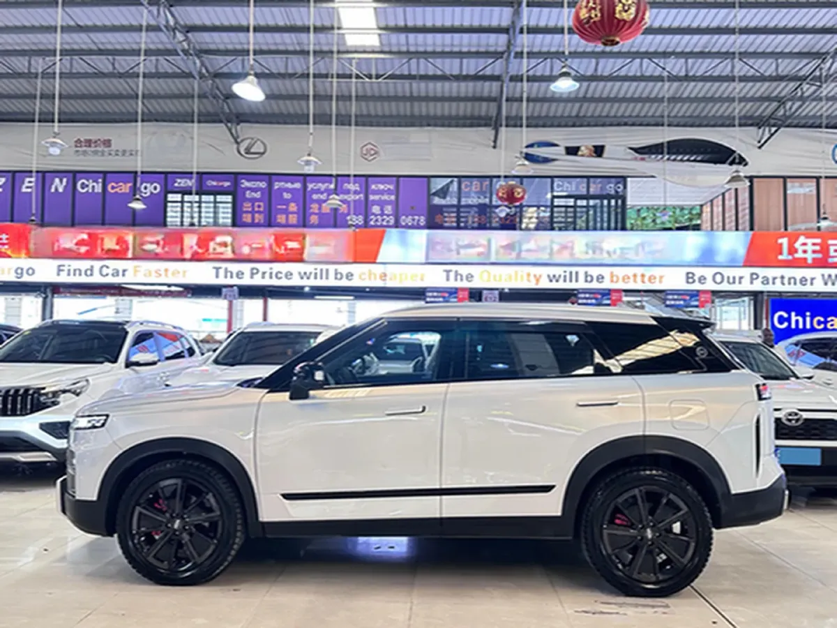2023 Chery Exploration 06 1.6T 197HP L4 7DCT,autocango,china used car exporter,china ev exporter,chinese used car exporter,chinese used ev exporter