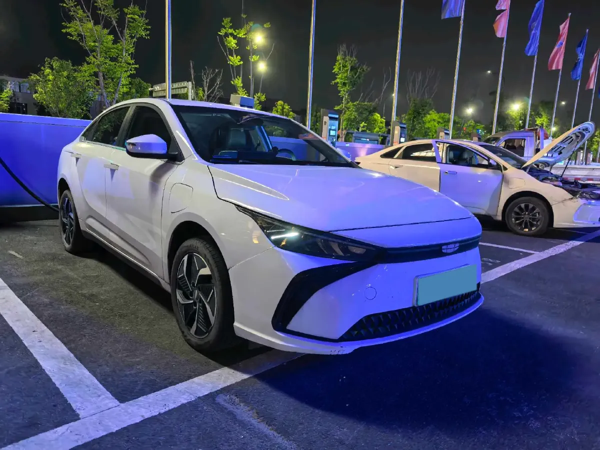 2024 JMC DaDao 2.3T 245HP L4 8AT,autocango,china used car exporter,china ev exporter,chinese used car exporter,chinese used ev exporter