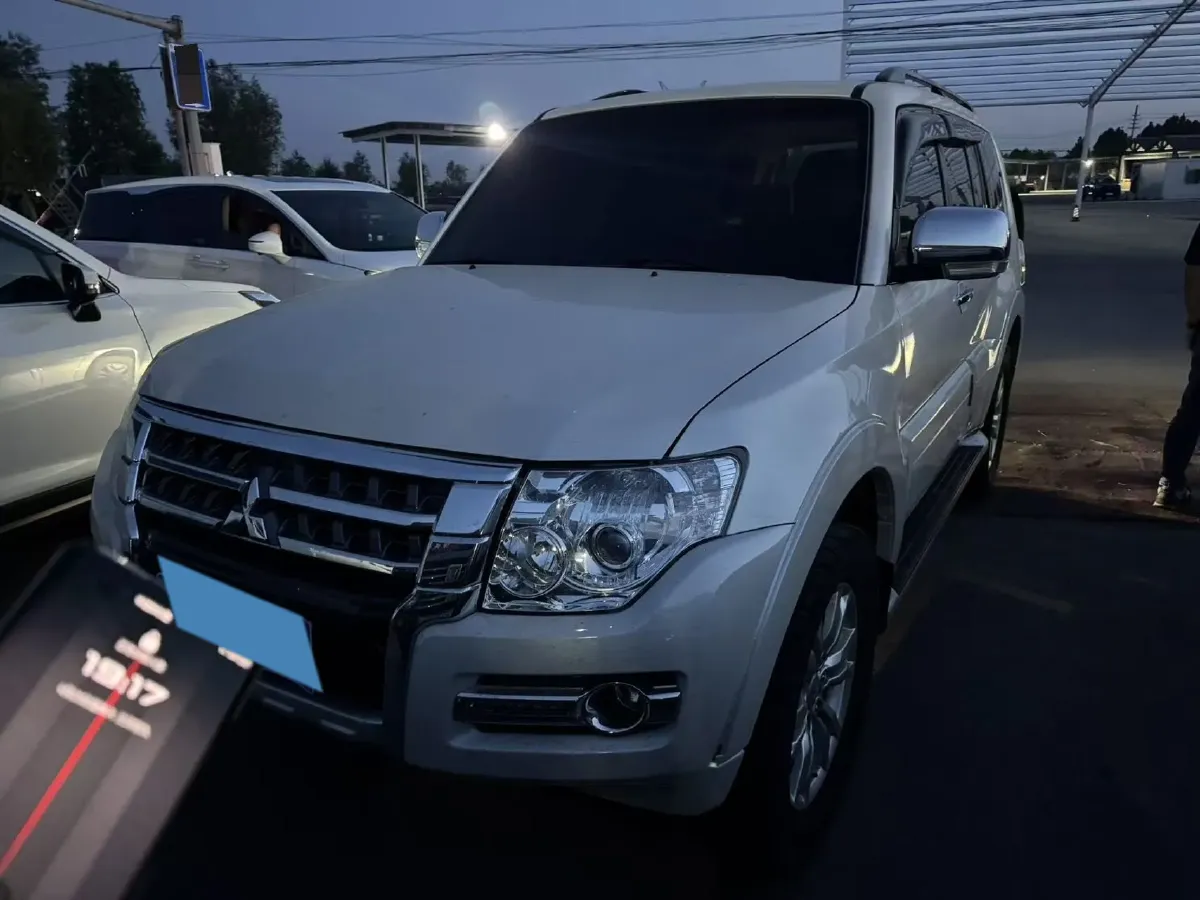 2017 Honda Jade 1.8L 141HP L4 5AT,autocango,china used car exporter,china ev exporter,chinese used car exporter,chinese used ev exporter