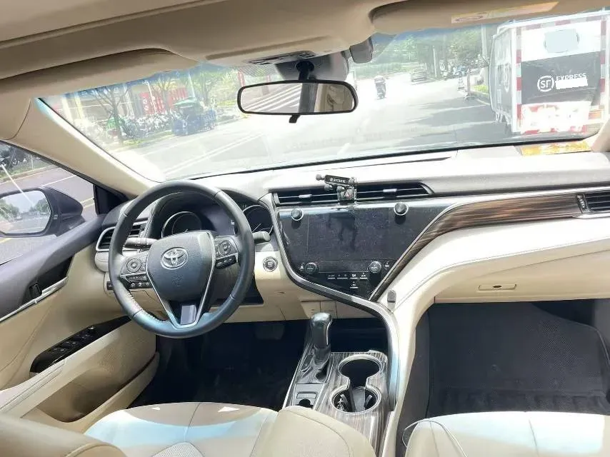 2019 Toyota Camry 2.0L 178HP L4 CVT,autocango,china used car exporter,china ev exporter,chinese used car exporter,chinese used ev exporter