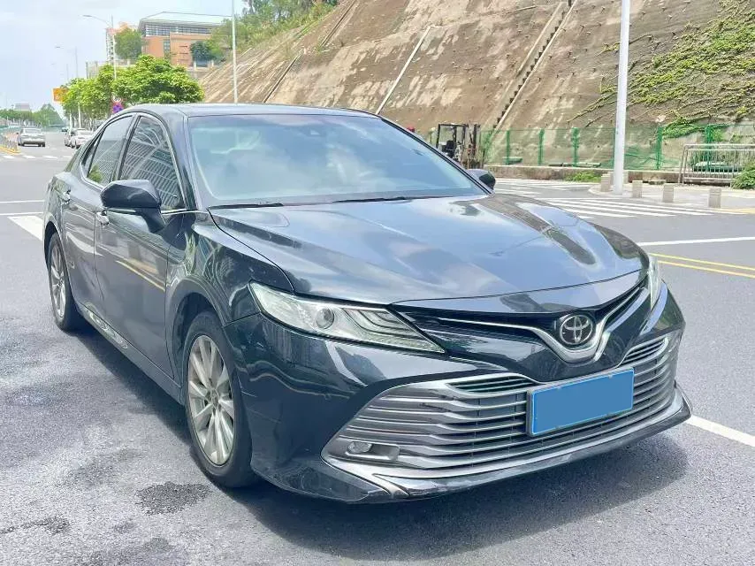 2019 Toyota Camry 2.0L 178HP L4 CVT,autocango,china used car exporter,china ev exporter,chinese used car exporter,chinese used ev exporter