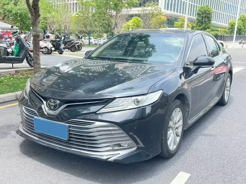 2019 Toyota Camry 2.0L 178HP L4 CVT,autocango,china used car exporter,china ev exporter,chinese used car exporter,chinese used ev exporter