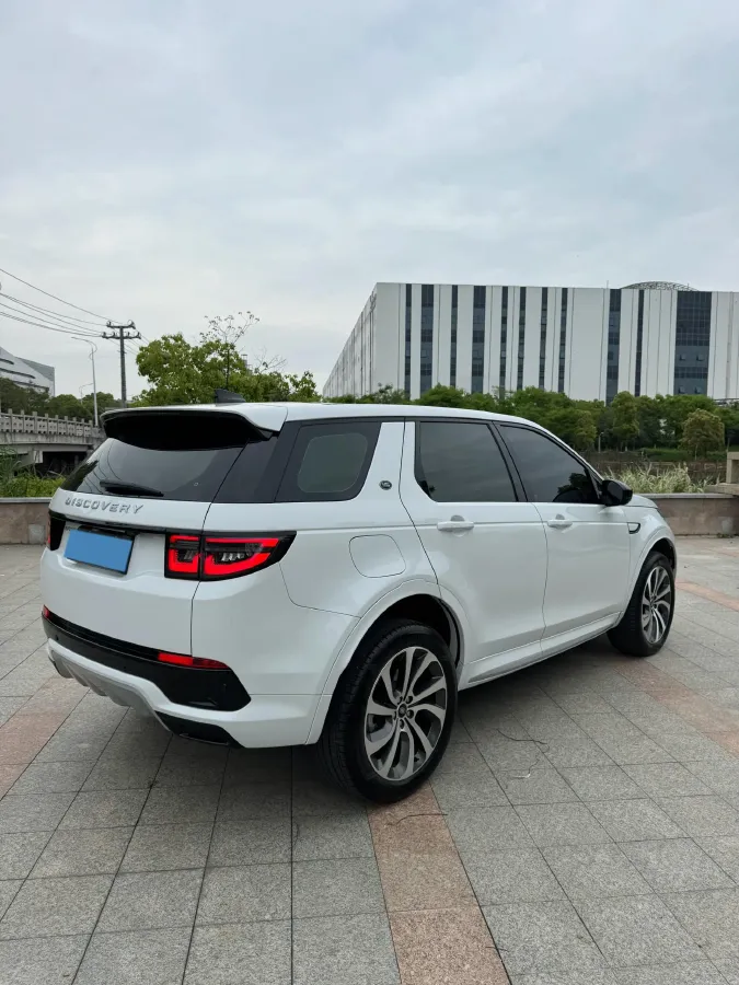 2024 Land Rover Discovery Sport 2.0T 249HP L4 9AT,autocango,china used car exporter,china ev exporter,chinese used car exporter,chinese used ev exporter