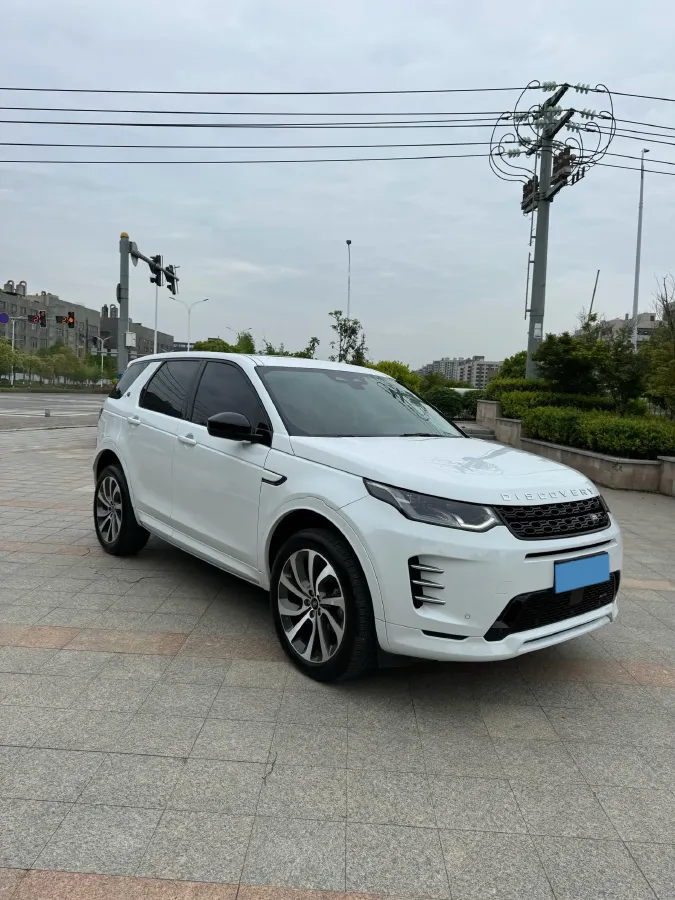 2024 Land Rover Discovery Sport 2.0T 249HP L4 9AT,autocango,china used car exporter,china ev exporter,chinese used car exporter,chinese used ev exporter