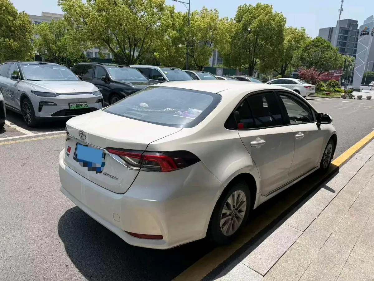 2021 Toyota Corolla 1.2T 116HP L4 CVT,autocango,china used car exporter,china ev exporter,chinese used car exporter,chinese used ev exporter