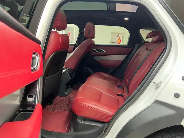 2018 Land Rover Discovery 2.0T 300HP L4 8AT,autocango,china used car exporter,china ev exporter,chinese used car exporter,chinese used ev exporter