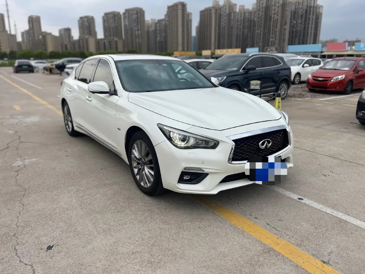 2018 Jeep Grand Commander 2.0T 265HP L4 9AT,autocango,china used car exporter,china ev exporter,chinese used car exporter,chinese used ev exporter