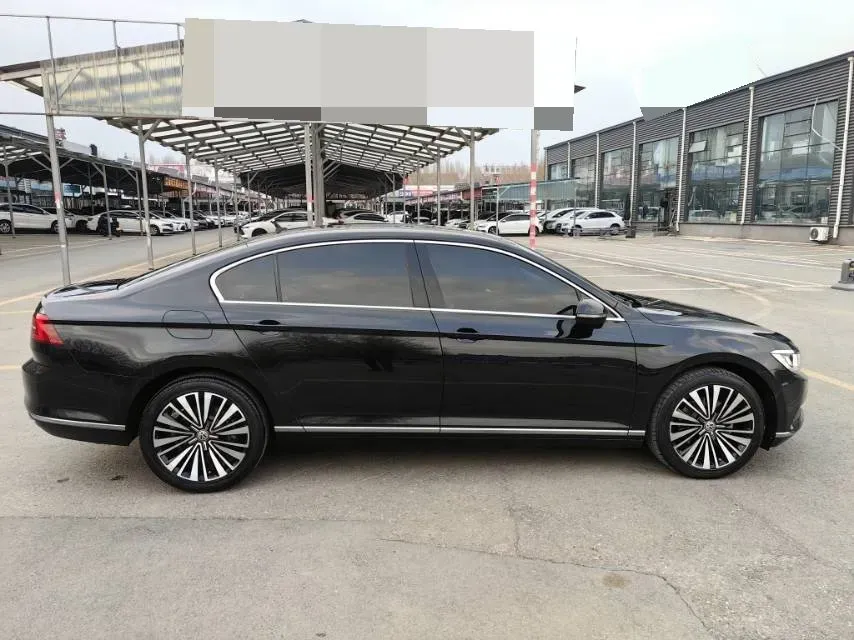 2019 Volkswagen Magotan 2.0T 186HP L4 7DCT,autocango,china used car exporter,china ev exporter,chinese used car exporter,chinese used ev exporter