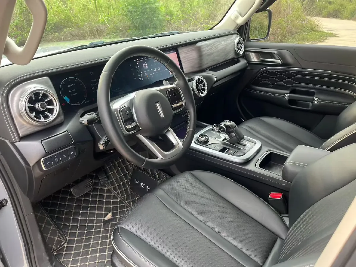 2021 Tank 300 2.0T 227HP L4 8AT,autocango,china used car exporter,china ev exporter,chinese used car exporter,chinese used ev exporter