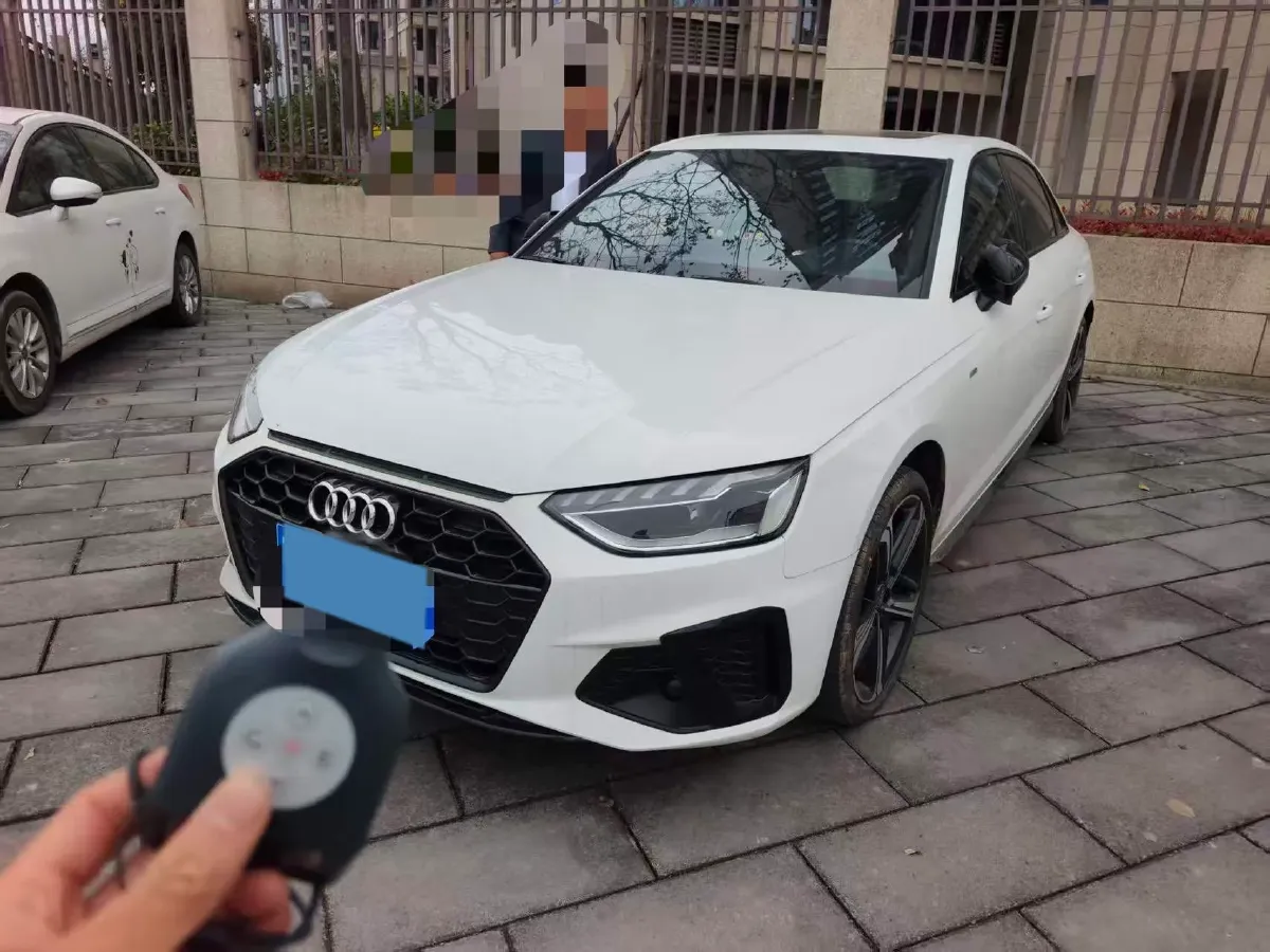 2023 Audi A4L 2.0T 190HP L4 7DCT,autocango,china used car exporter,china ev exporter,chinese used car exporter,chinese used ev exporter