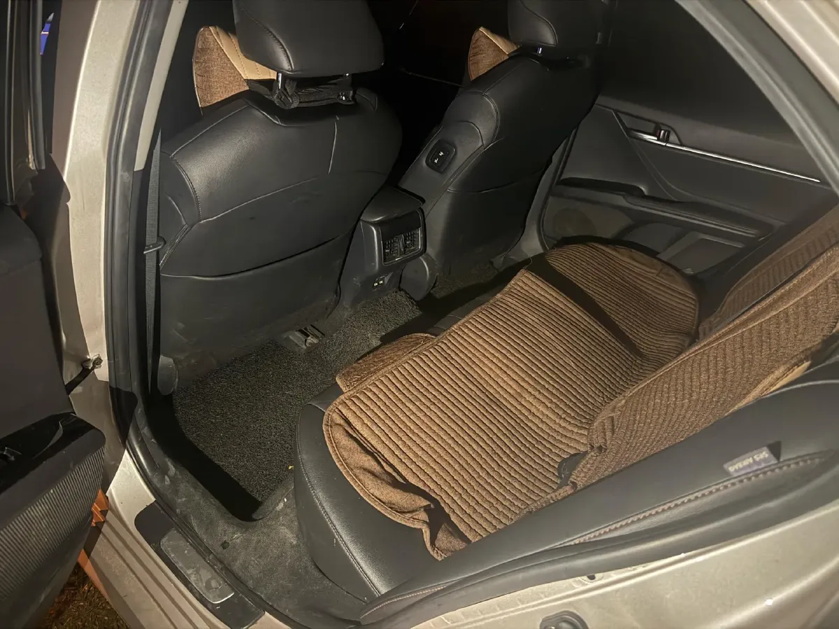 2021 Toyota Camry 2.5L 209HP L4 8AT,autocango,china used car exporter,china ev exporter,chinese used car exporter,chinese used ev exporter