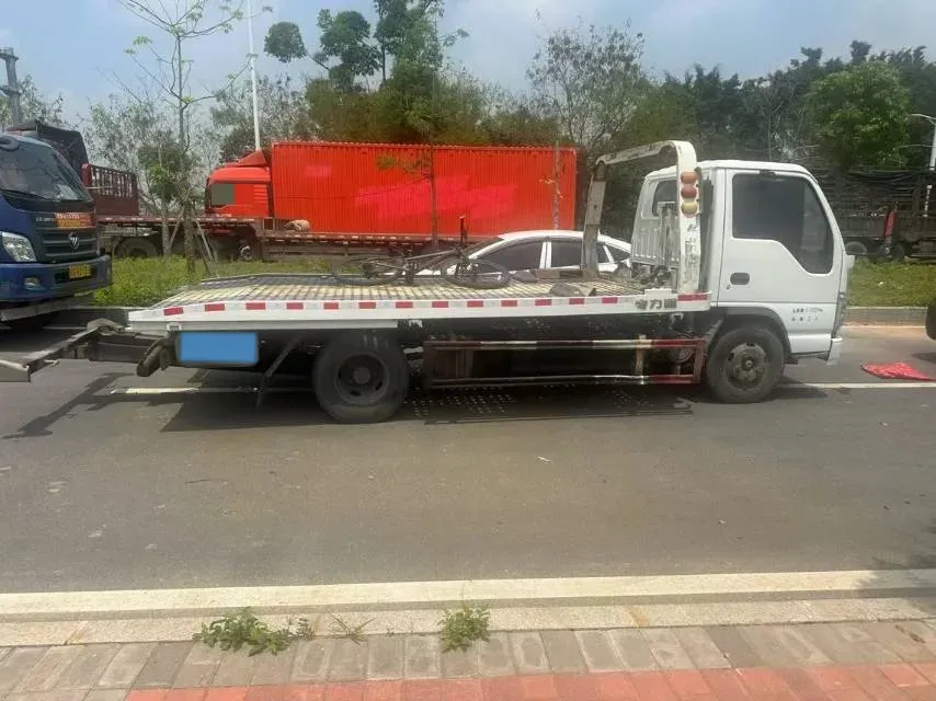 2011 Suzuki Kizashi 2.4L 178HP L4 6MT,autocango,china used car exporter,china ev exporter,chinese used car exporter,chinese used ev exporter