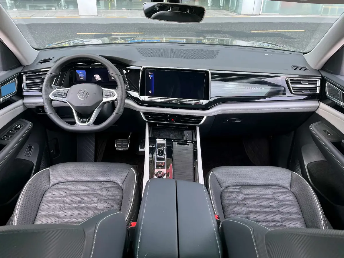 2021 Volkswagen Teramont 2.0T 220HP L4 7DCT,autocango,china used car exporter,china ev exporter,chinese used car exporter,chinese used ev exporter