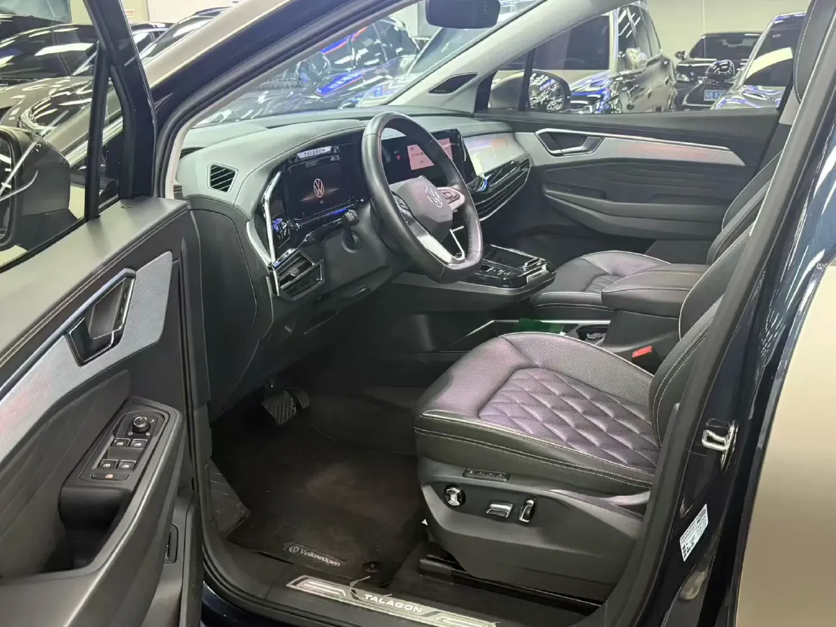 2022 Volkswagen Talagon 2.0T 220HP L4 7DCT,autocango,china used car exporter,china ev exporter,chinese used car exporter,chinese used ev exporter