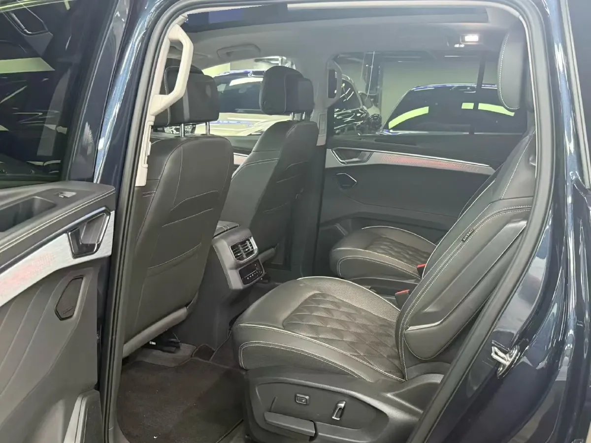 2022 Volkswagen Talagon 2.0T 220HP L4 7DCT,autocango,china used car exporter,china ev exporter,chinese used car exporter,chinese used ev exporter