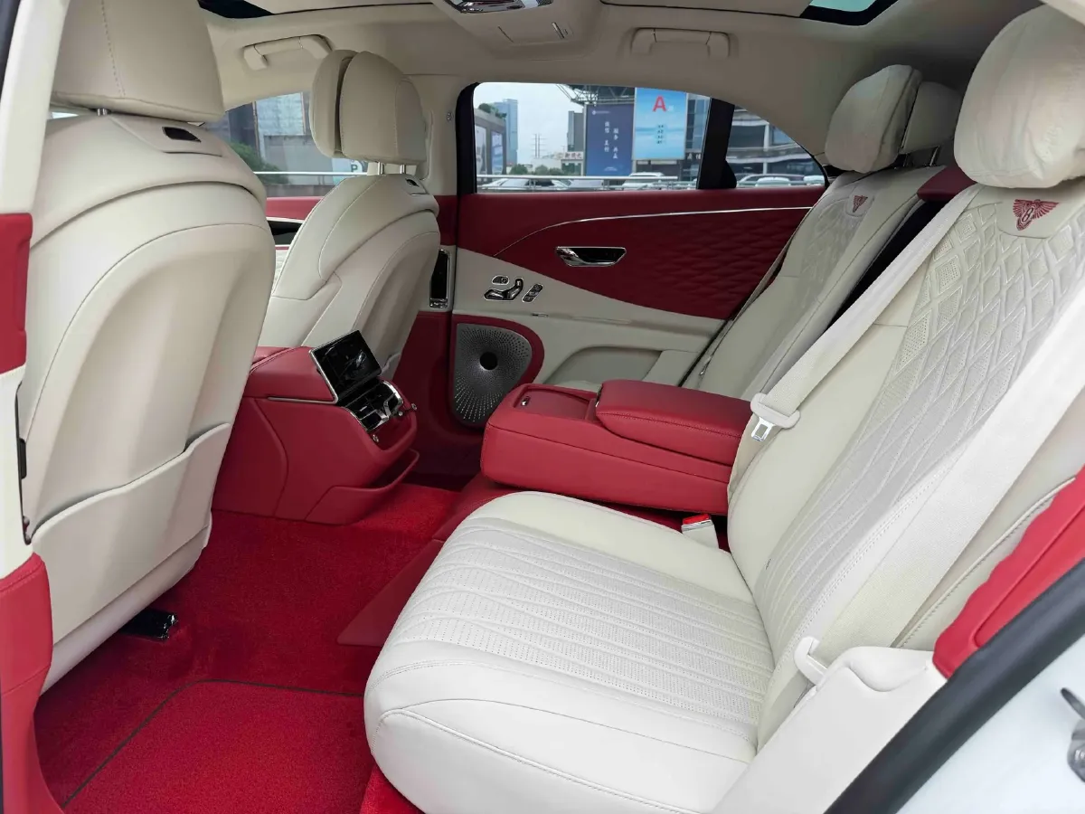 2022 Bentley Flying Spur 2.9T 416HP V6 8DCT PHEV 18KWH,autocango,china used car exporter,china ev exporter,chinese used car exporter,chinese used ev exporter