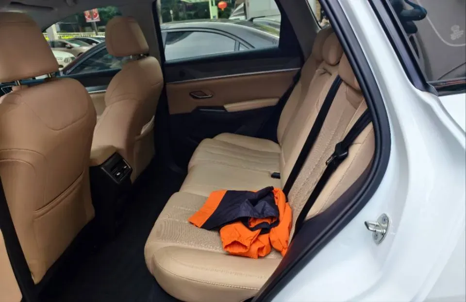 2025 BYD Song Pro 1.5L 101HP L4 E-CVT PHEV 12.9KWH,autocango,china used car exporter,china ev exporter,chinese used car exporter,chinese used ev exporter