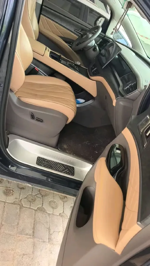 2022 HongQi HS7 3.0T 337HP V6 8AT,autocango,china used car exporter,china ev exporter,chinese used car exporter,chinese used ev exporter