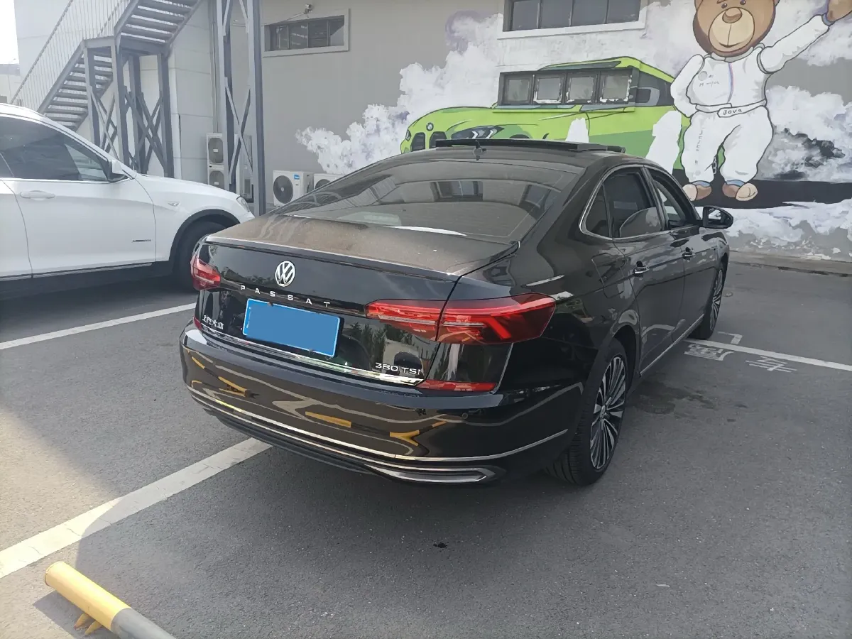 2019 Volkswagen Passat 2.0T 220HP L4 7DCT,autocango,china used car exporter,china ev exporter,chinese used car exporter,chinese used ev exporter
