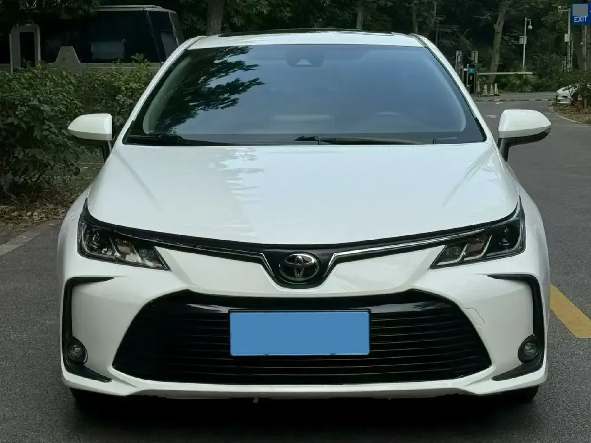 2022 Toyota Corolla 1.2T 116HP L4 CVT,autocango,china used car exporter,china ev exporter,chinese used car exporter,chinese used ev exporter