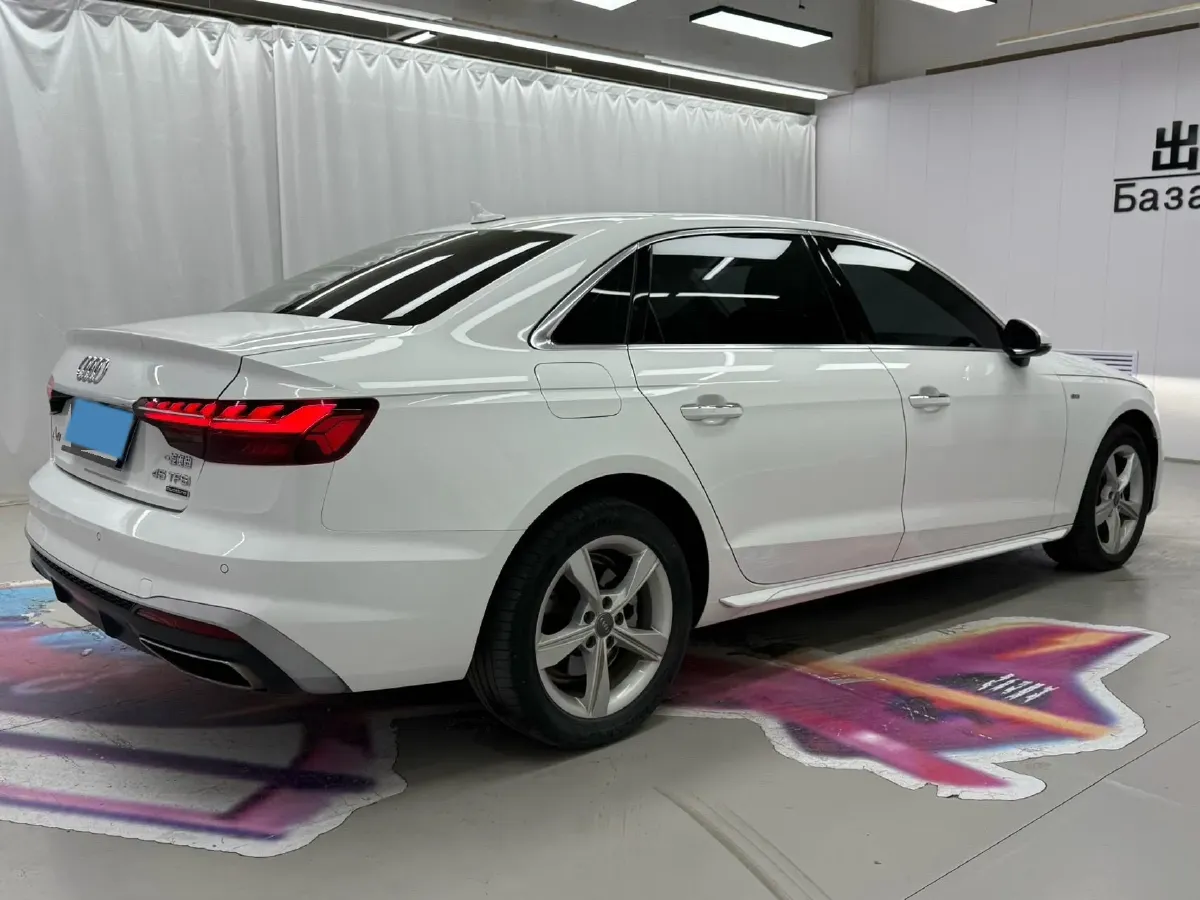 2020 Audi A4L 2.0T 150HP L4 7DCT,autocango,china used car exporter,china ev exporter,chinese used car exporter,chinese used ev exporter