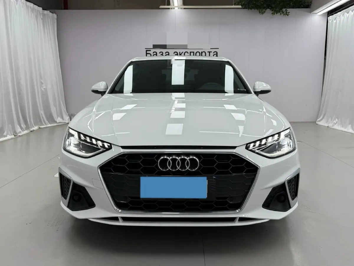 2020 Audi A4L 2.0T 150HP L4 7DCT,autocango,china used car exporter,china ev exporter,chinese used car exporter,chinese used ev exporter