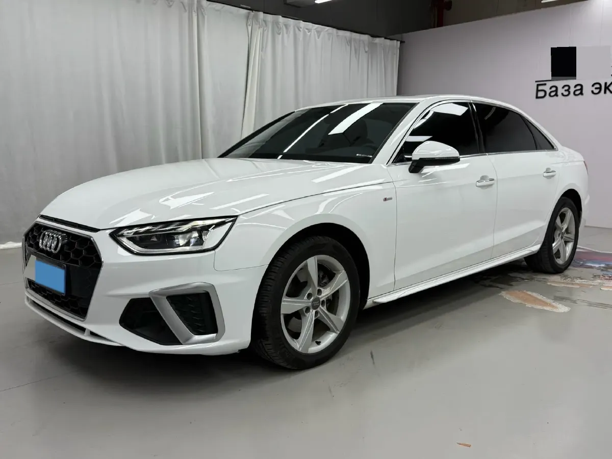 2020 Audi A4L 2.0T 150HP L4 7DCT,autocango,china used car exporter,china ev exporter,chinese used car exporter,chinese used ev exporter