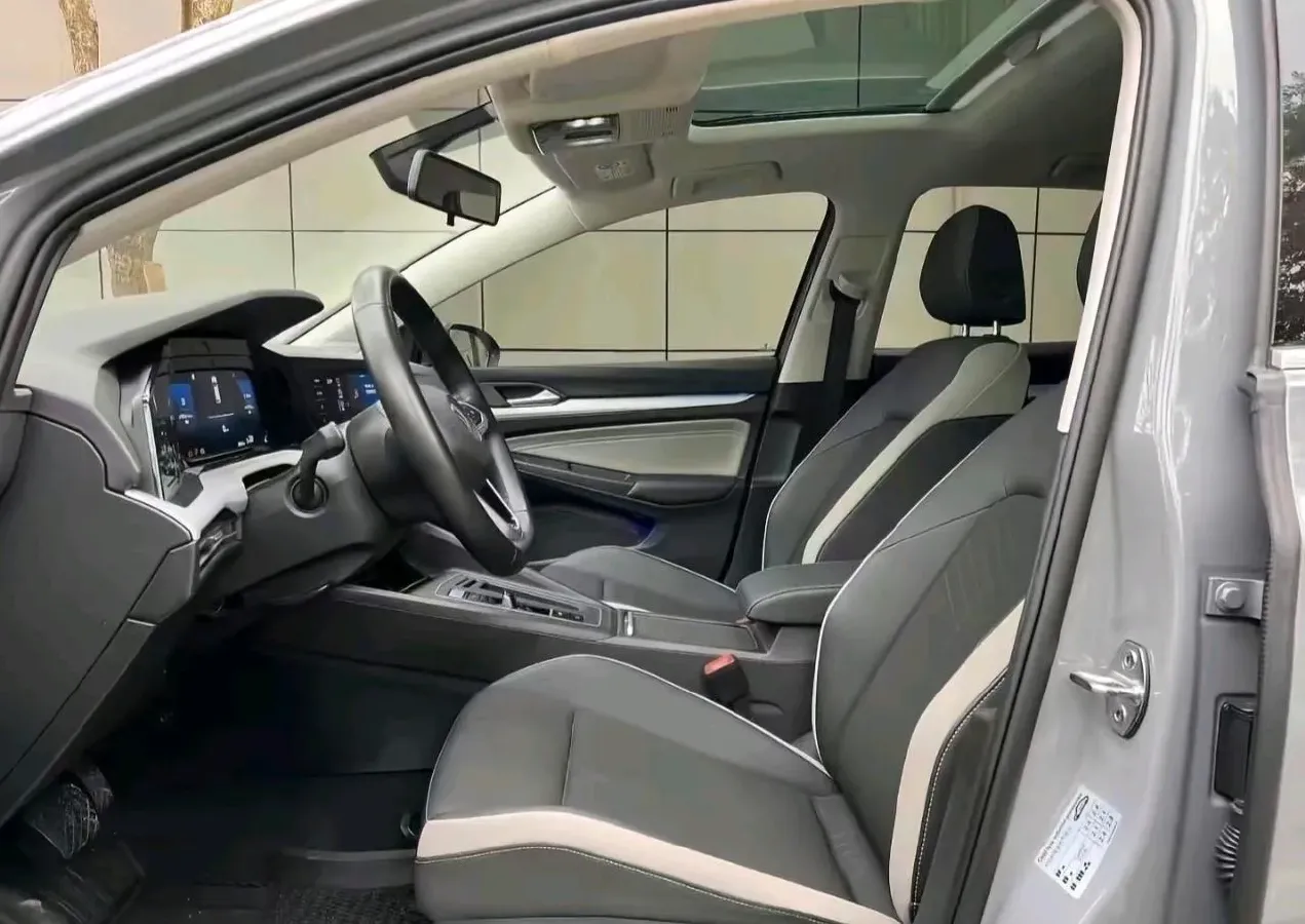 2021 Volkswagen Golf 1.4T 150HP L4 7DCT,autocango,china used car exporter,china ev exporter,chinese used car exporter,chinese used ev exporter