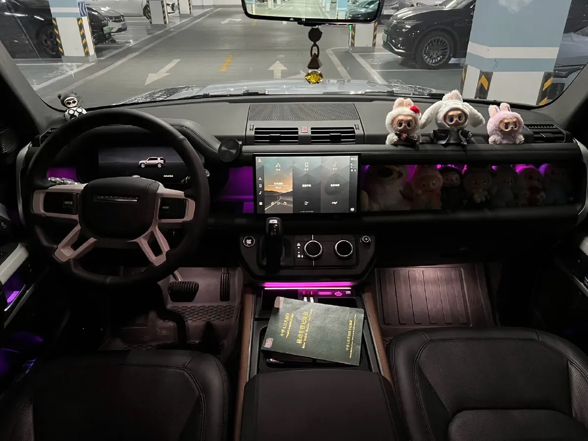 2023 Land Rover Defender 3.0T 400HP L6 8AT,autocango,china used car exporter,china ev exporter,chinese used car exporter,chinese used ev exporter