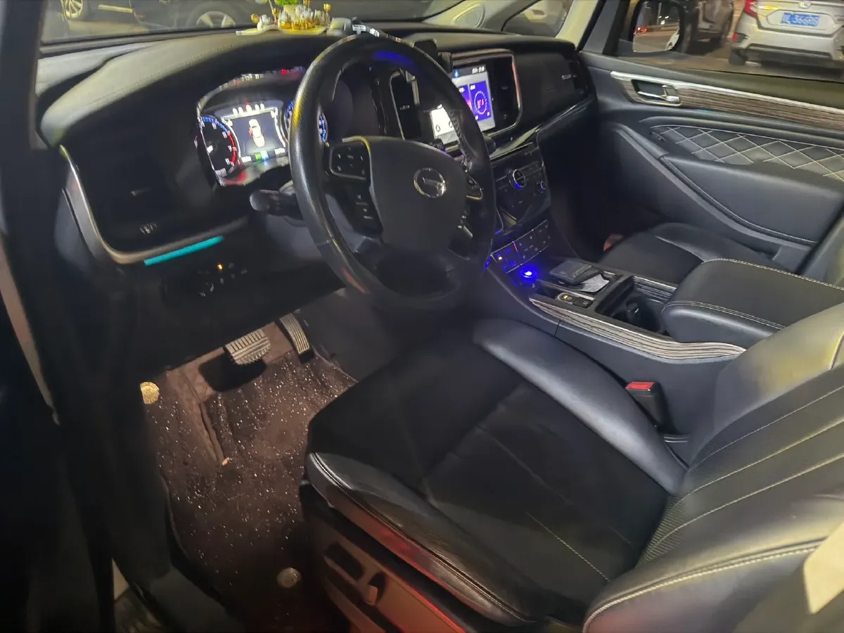 2020 GAC Trumpchi M8 2.0T 252HP L4 8AT,autocango,china used car exporter,china ev exporter,chinese used car exporter,chinese used ev exporter