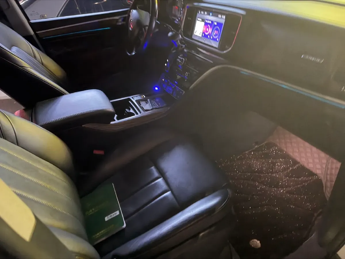 2020 GAC Trumpchi M8 2.0T 252HP L4 8AT,autocango,china used car exporter,china ev exporter,chinese used car exporter,chinese used ev exporter