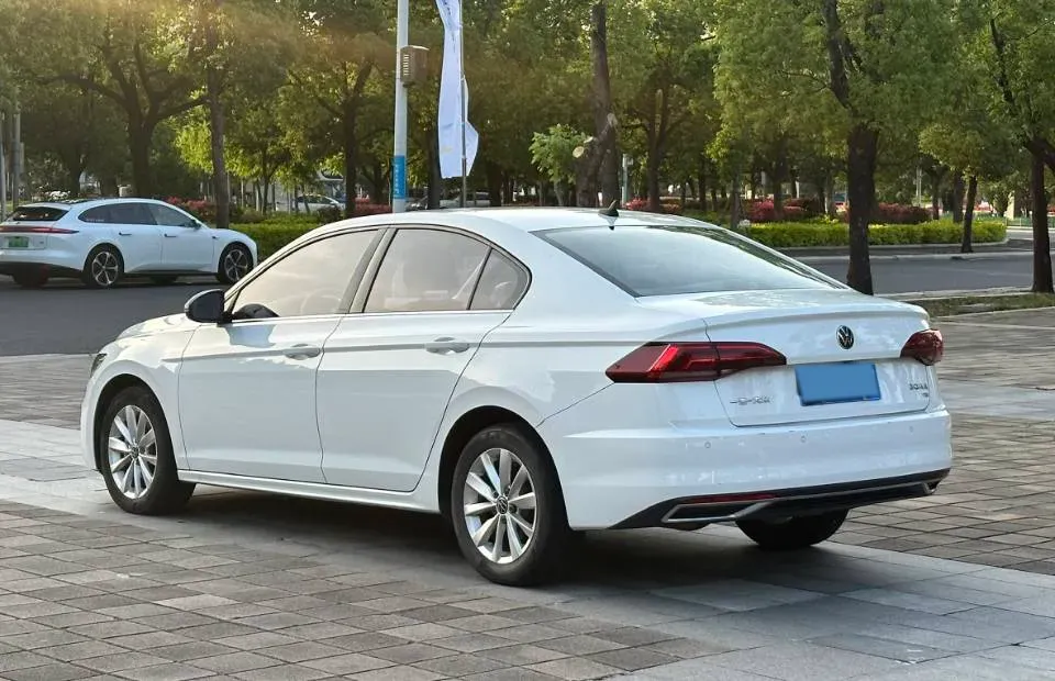 2021 Volkswagen Bora 1.5L 113HP L4 6AT,autocango,china used car exporter,china ev exporter,chinese used car exporter,chinese used ev exporter
