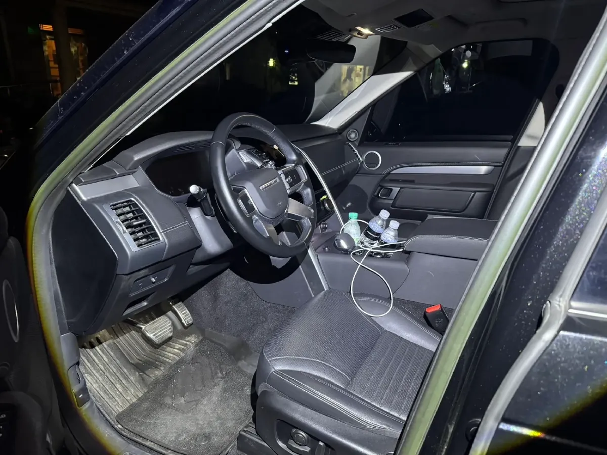 2023 Land Rover Discovery 3.0T 360HP L6 8AT,autocango,china used car exporter,china ev exporter,chinese used car exporter,chinese used ev exporter