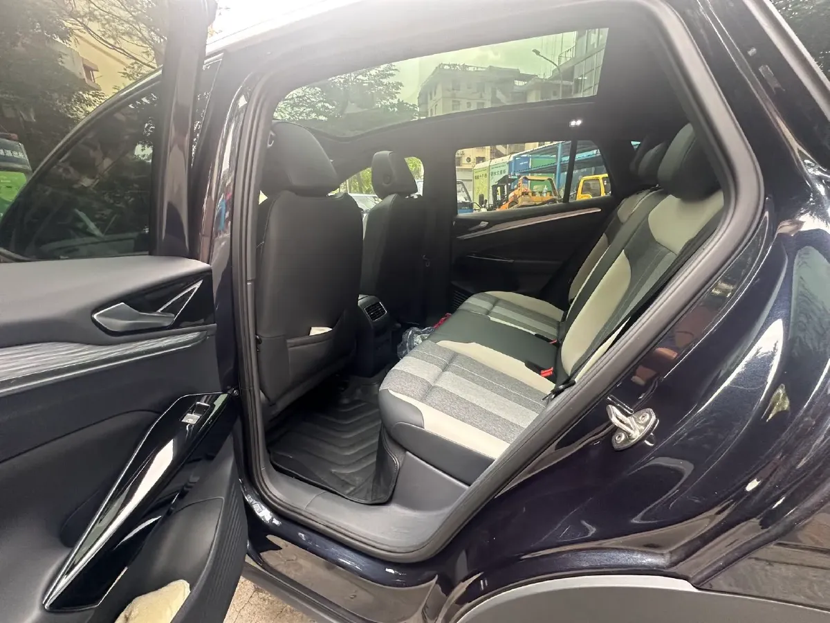 2024 Volkswagen ID.4 Crozz BEV 55.7KWH,autocango,china used car exporter,china ev exporter,chinese used car exporter,chinese used ev exporter