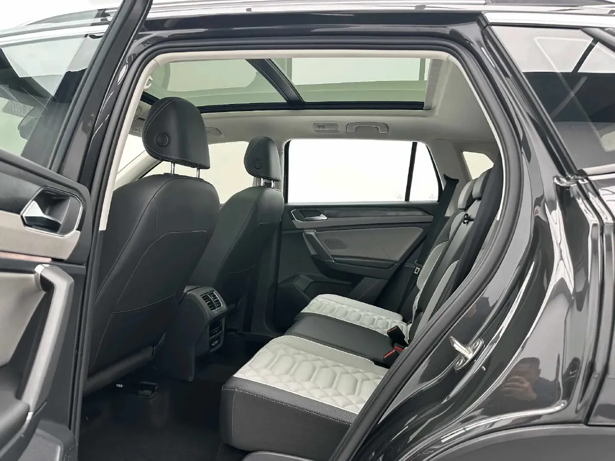 2023 Volkswagen Tayron 1.4T 150HP L4 7DCT,autocango,china used car exporter,china ev exporter,chinese used car exporter,chinese used ev exporter