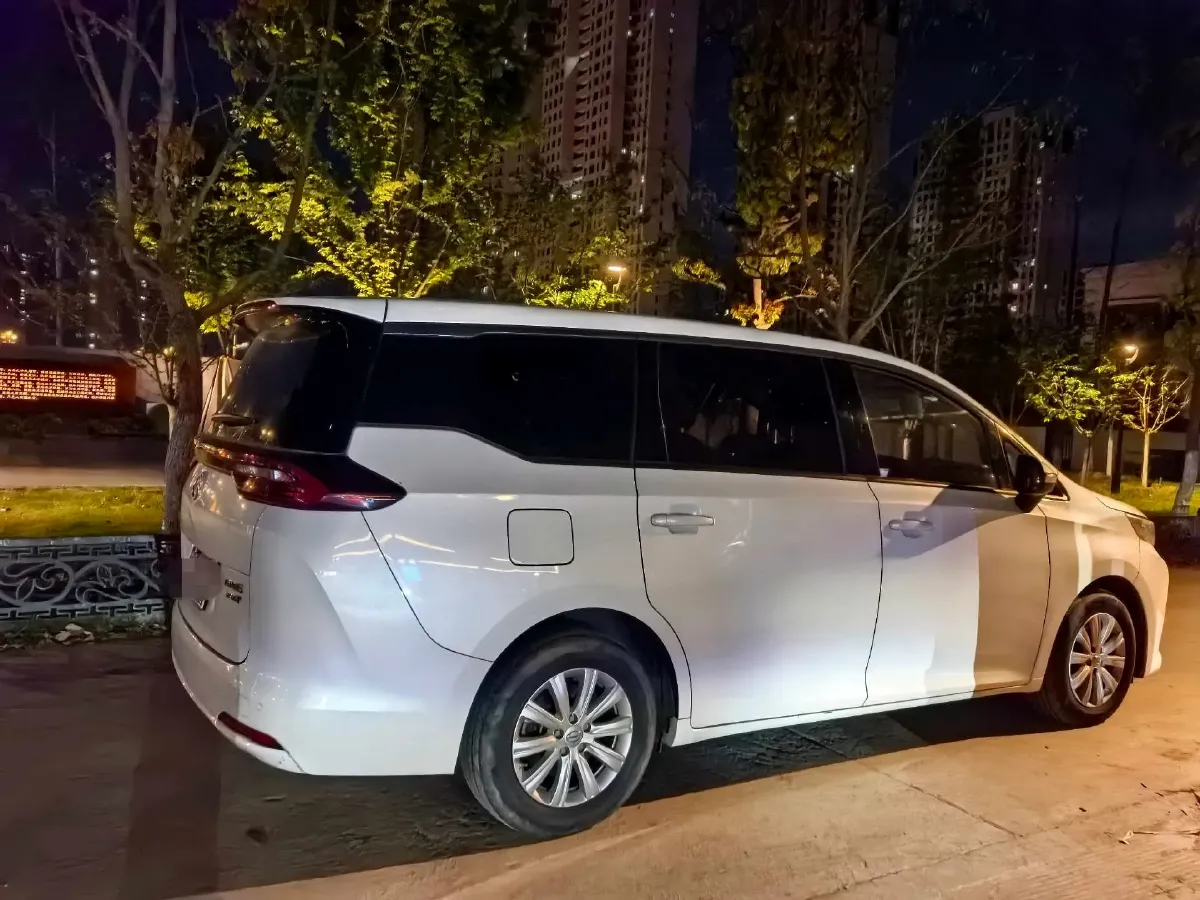 2021 GAC Trumpchi M6 1.5T 169HP L4 7DCT,autocango,china used car exporter,china ev exporter,chinese used car exporter,chinese used ev exporter