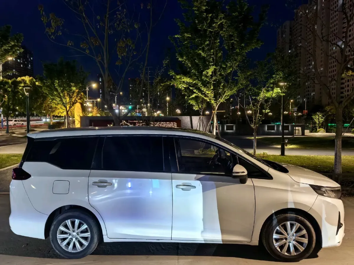 2021 GAC Trumpchi M6 1.5T 169HP L4 7DCT,autocango,china used car exporter,china ev exporter,chinese used car exporter,chinese used ev exporter